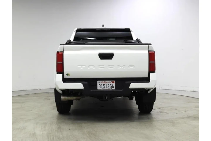 $34998 : Toyota Tacoma 2025 4x2 SR5 4 image 6