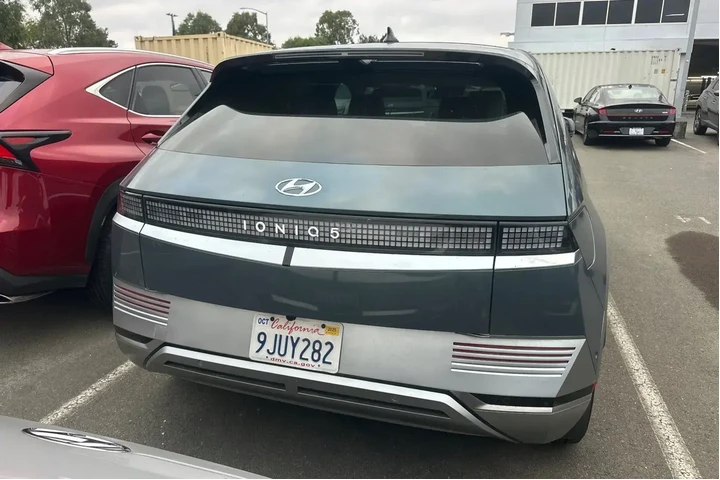 $30990 : Hyundai IONIQ 5 2023 Limited image 4