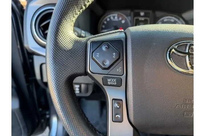 $34991 : Toyota Tacoma 2021 4x4 TRD P image 10