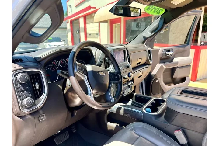 $32993 : 2019 Silverado 1500 LTZ Crew image 9