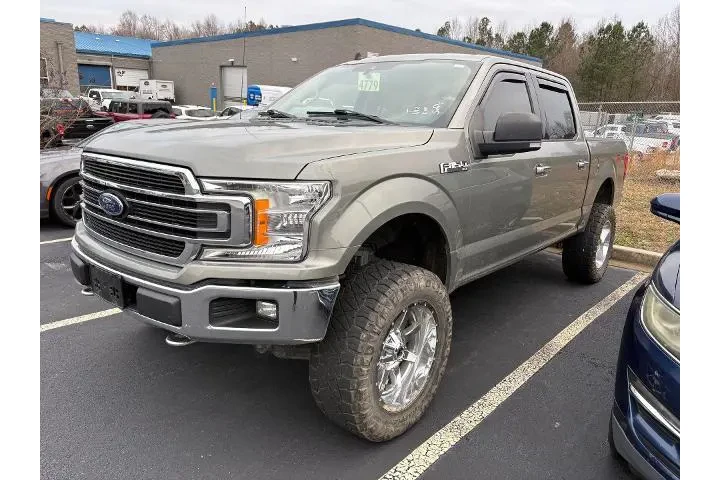 $25597 : Ford F-150 2019 4x4 XLT 4dr image 1