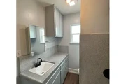 $1500 : Broadway, Huntington Park,CA🏡 thumbnail