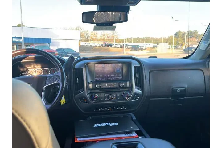 $39564 : Chevrolet Silverado 2500HD 2 image 9