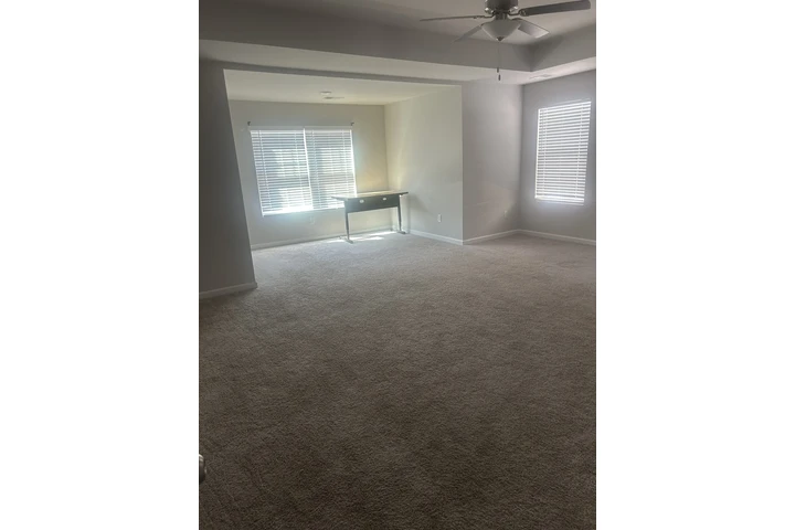 $550 : Rento 4 cuartos image 6