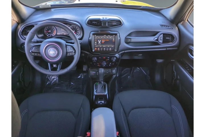 Jeep Renegade 2022 4x4 Altit image 10