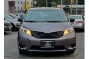2017 TOYOTA SIENNA2017 TOYOTA thumbnail