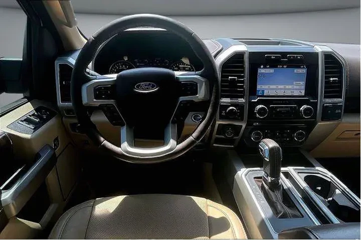 $28500 : Ford F-150 2018 4x4 King Ran image 8