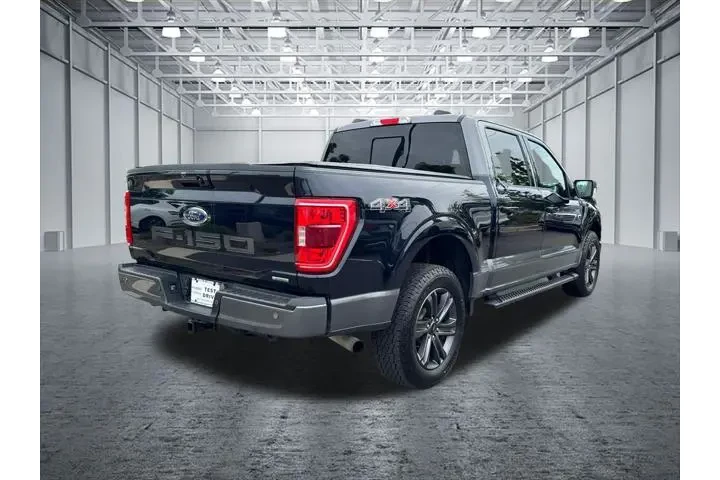 $35995 : Ford F-150 2023 4x4 XLT 4dr image 7