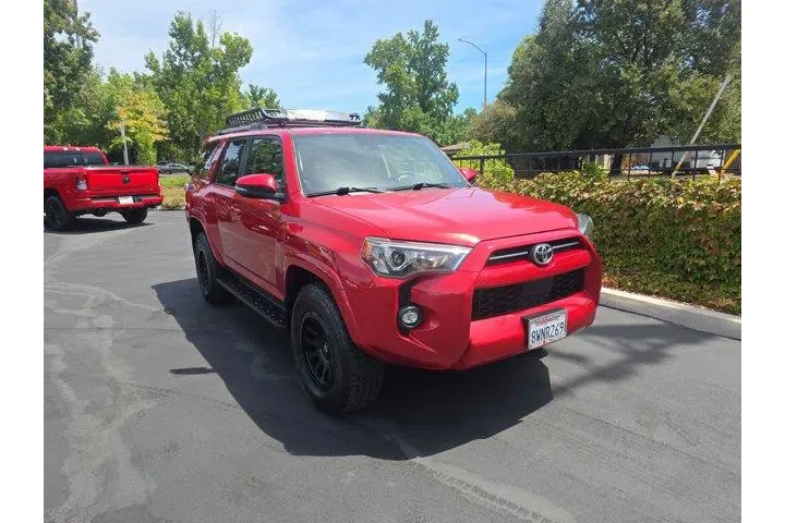 $39995 : Toyota 4Runner 2021 4x4 SR5 image 1