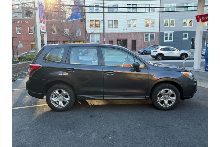 $10995 : 2014 Forester 2.5i image 6