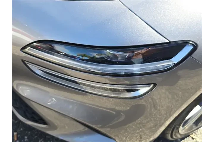 $29990 : Genesis G70 2024 AWD 2.5T St image 9