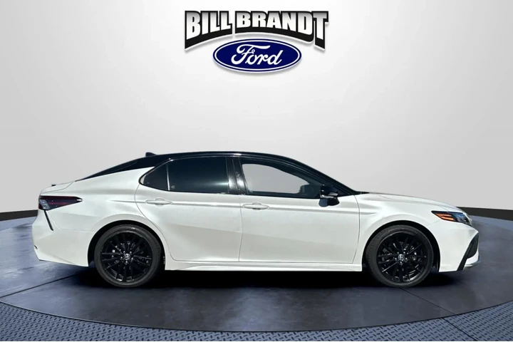 $29765 : Toyota Camry 2023 XSE 4dr Se image 2