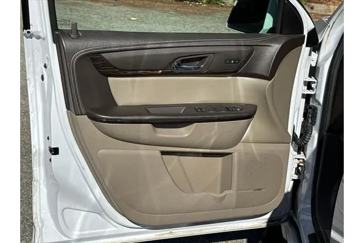 $11220 : GMC Acadia 2016 AWD Denali 4 image 10