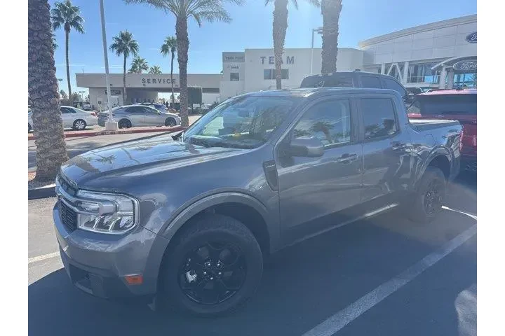 $29889 : Ford Maverick 2022 AWD XL 4d image 2