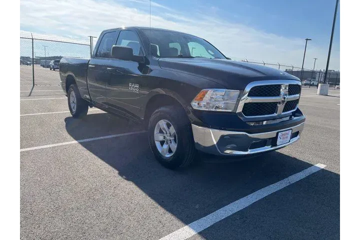 $29953 : Ram 1500 Classic 2024 4x4 SL image 6