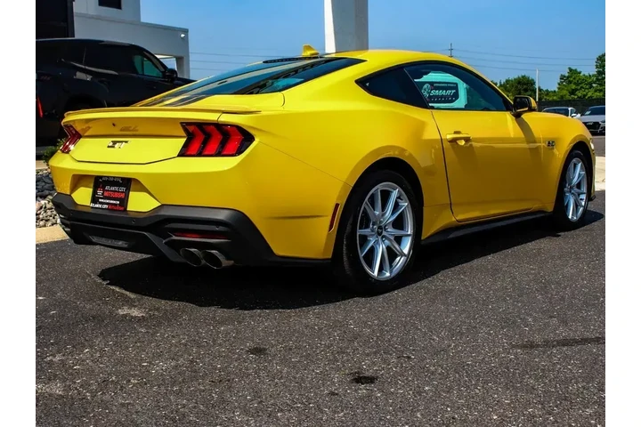 $39890 : Ford Mustang 2024 GT 2dr Fas image 6