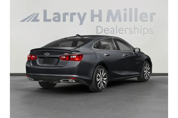 Chevrolet Malibu 2025 RS 4dr image 2