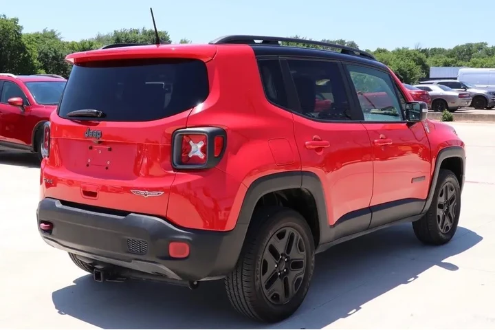 2018 Renegade image 4