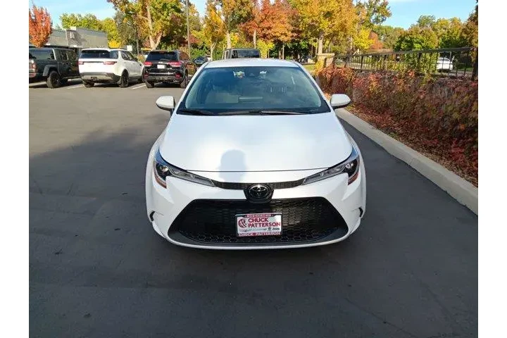 $20995 : Toyota Corolla 2022 LE 4dr S image 2