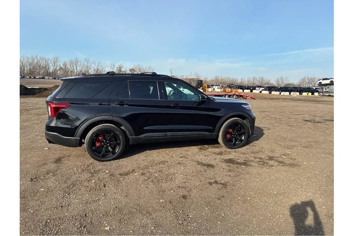 $39727 : Ford Explorer 2023 AWD ST 4d image 10