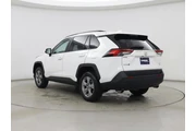 $28998 : Toyota RAV4 2023 AWD XLE 4dr thumbnail