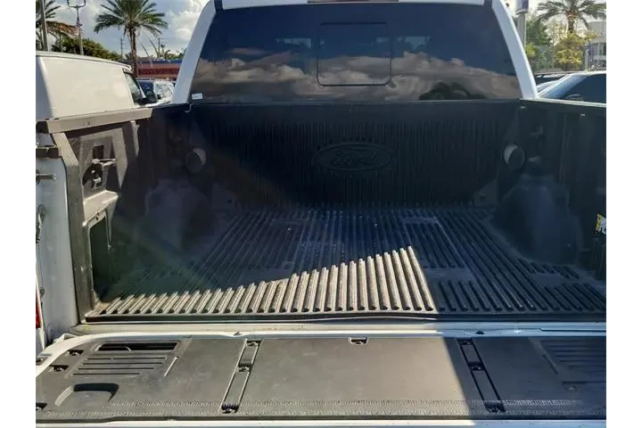 Ford F-150 2022 4x2 XL 4dr S image 6