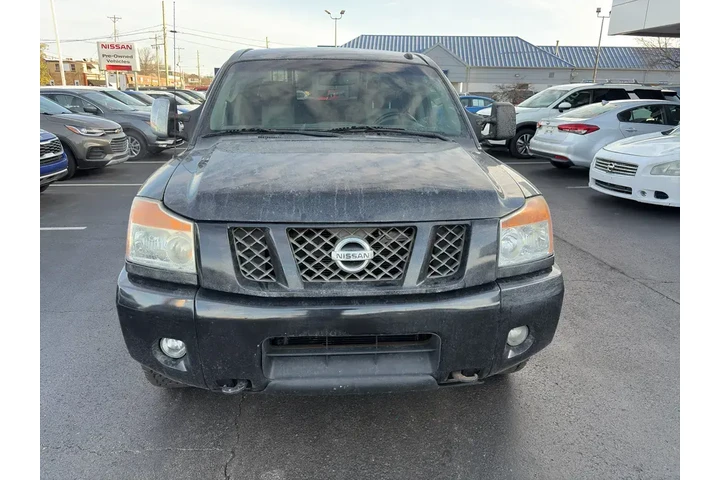 $12995 : Nissan Titan 2011 4x4 PRO-4X image 2