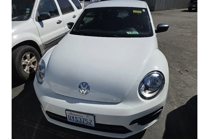 $14500 : Volkswagen Beetle 2018 2.0T image 2