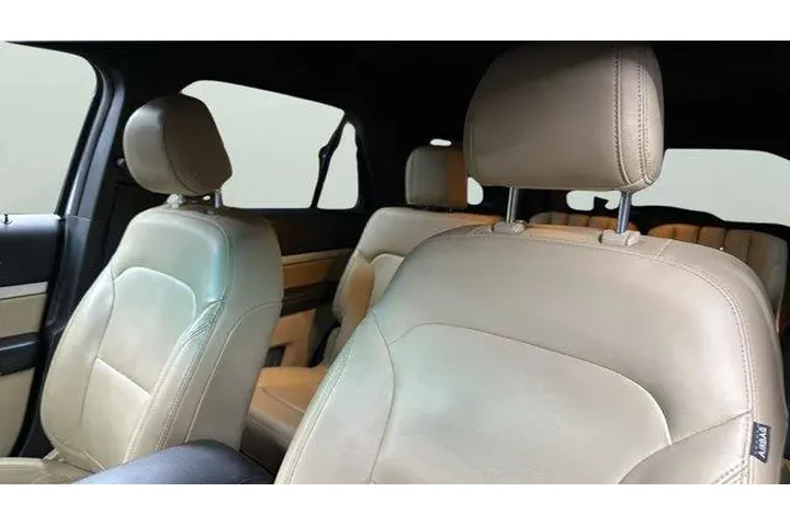 $16198 : Ford Explorer 2016 XLT 4dr S image 10