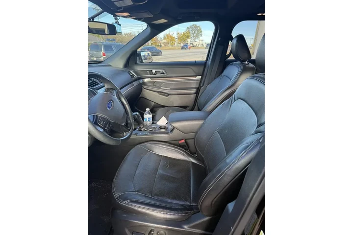 $17951 : Ford Explorer 2019 Limited 4 image 2