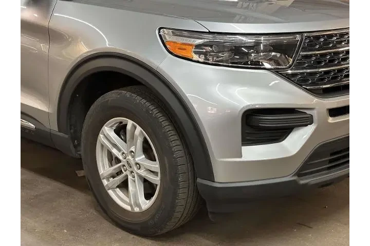 $33899 : Ford Explorer 2022 AWD XLT 4 image 8