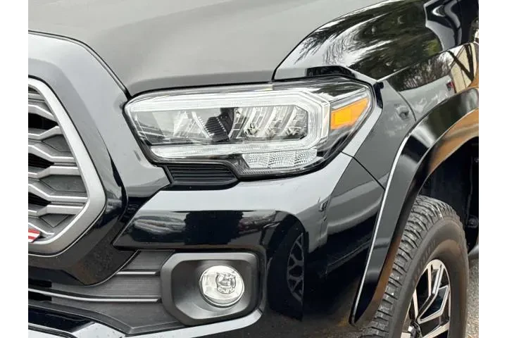 $30231 : Toyota Tacoma 2021 4x4 SR V6 image 4