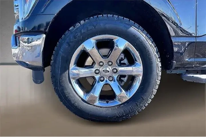 $37736 : Ford F-150 2022 4x4 XLT 4dr image 8