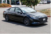 $18699 : Hyundai ELANTRA 2023 SEL 4dr thumbnail