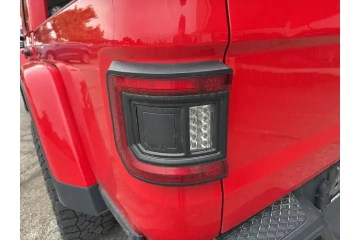 $33000 : Jeep Gladiator 2021 4x4 Moja image 8