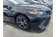 $18999 : Toyota Camry 2020 SE 4dr Sed thumbnail