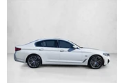 $32455 : BMW 5 Series 2023 530e 4dr S thumbnail