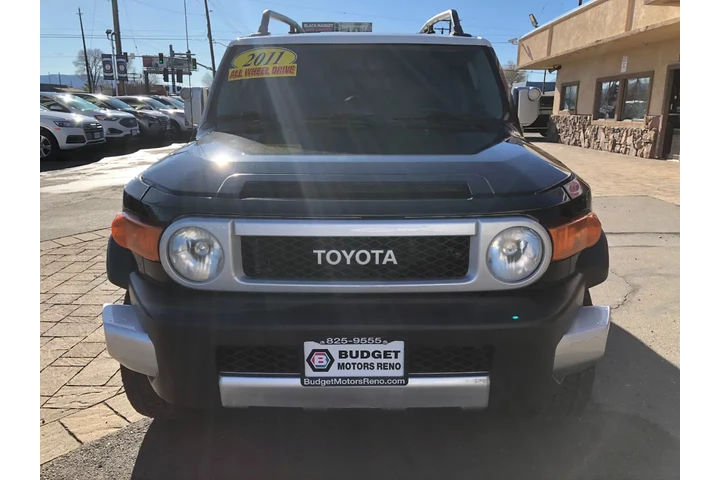 $14419 : 2011 FJ Cruiser 4WD AT image 6