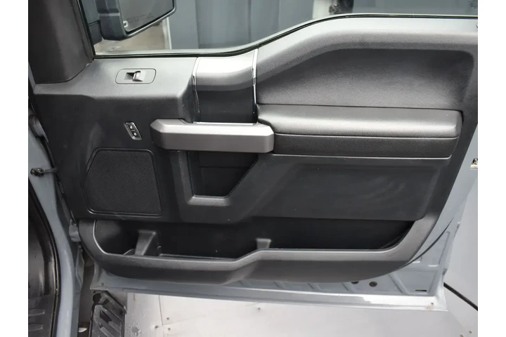 $21752 : Ford F-150 2019 4x4 XL 4dr S image 6