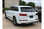 $17990 : 2019 Q7 45 Premium thumbnail