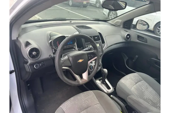 $5495 : 2016 Sonic LS Auto image 10