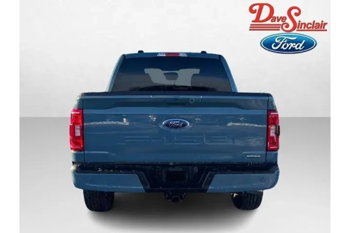 $38444 : Ford F-150 2023 4x4 XLT 4dr image 8