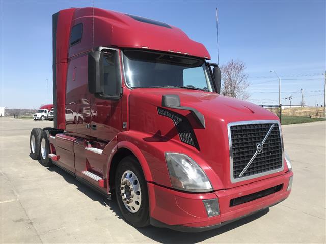 $29900 : 2017 Volvo VNL Truck image 2