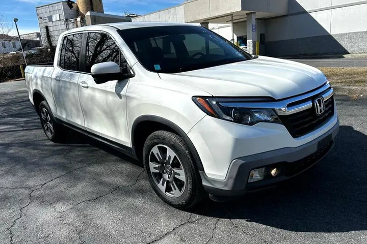 $19500 : 2017 Ridgeline RTL-T AWD image 1