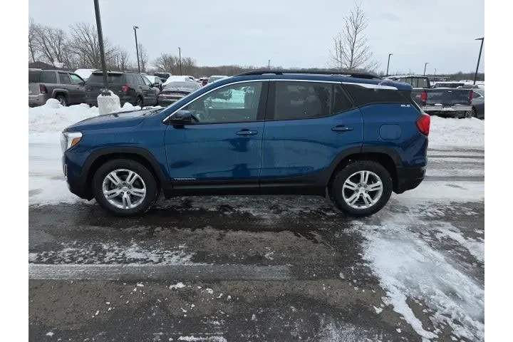 $18000 : GMC Terrain 2020 SLE 4dr SUV image 4