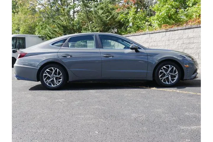 $20995 : Hyundai SONATA 2023 SEL 4dr image 8