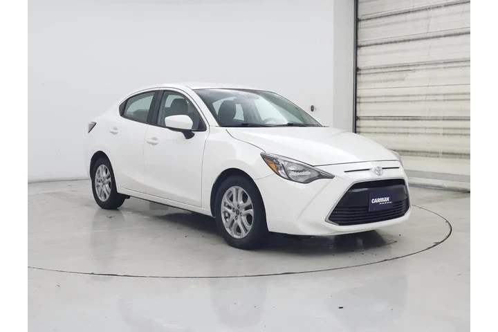 $13599 : Toyota Yaris iA 2017 4dr Sed image 1