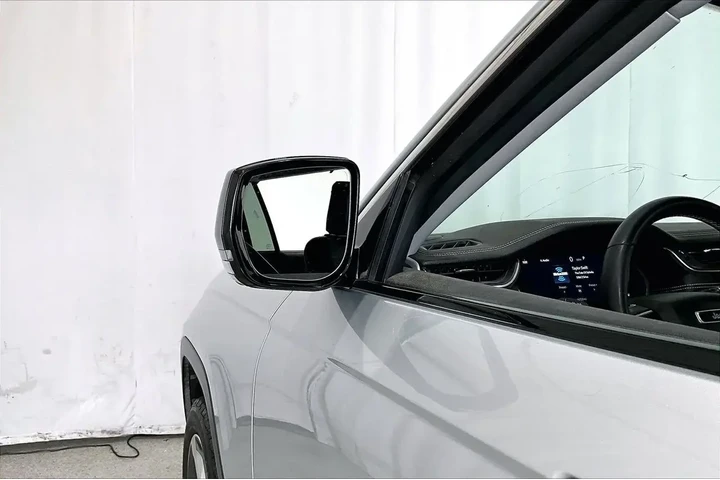 $24291 : Jeep Grand Cherokee L 2023 4 image 10