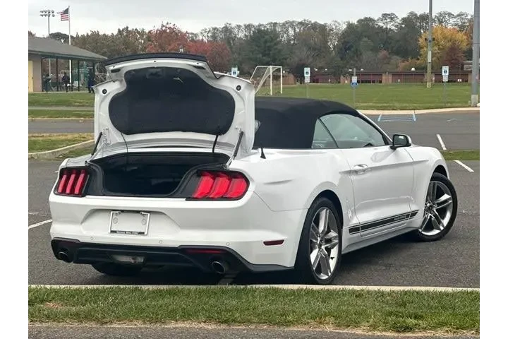 $22995 : Ford Mustang 2020 EcoBoost P image 6