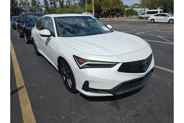 $29861 : Acura Integra 2023 4dr Liftb image 2